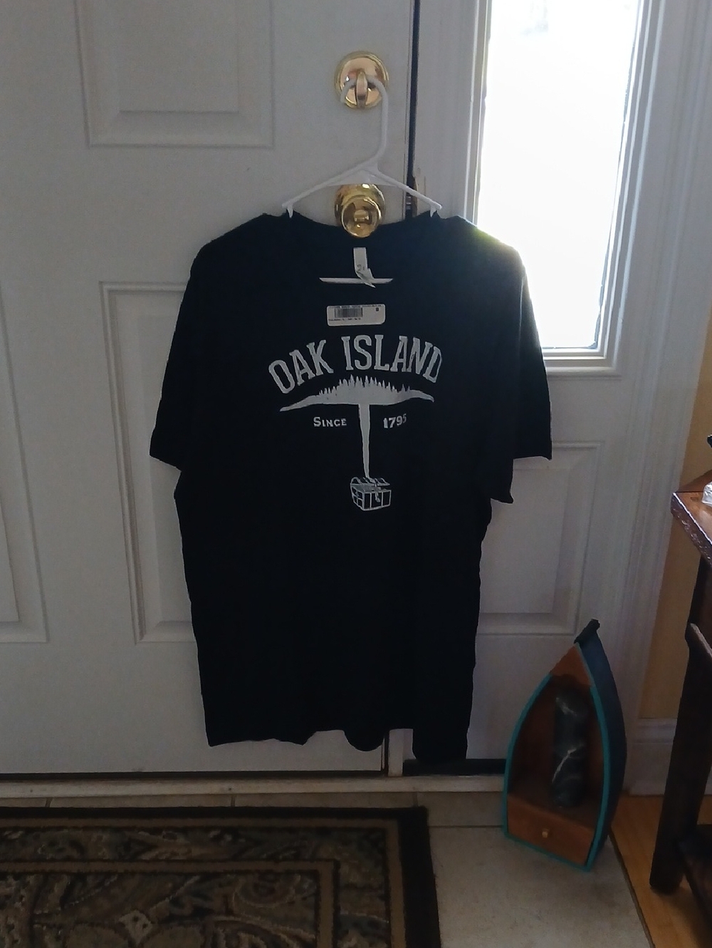 NWT Men's Black Graphic Tee XL